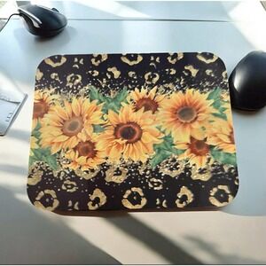 Sunflower Mouse Pad, Desk‎ Mat, For Home, Office Gift Giving 9.4"x 7.6"